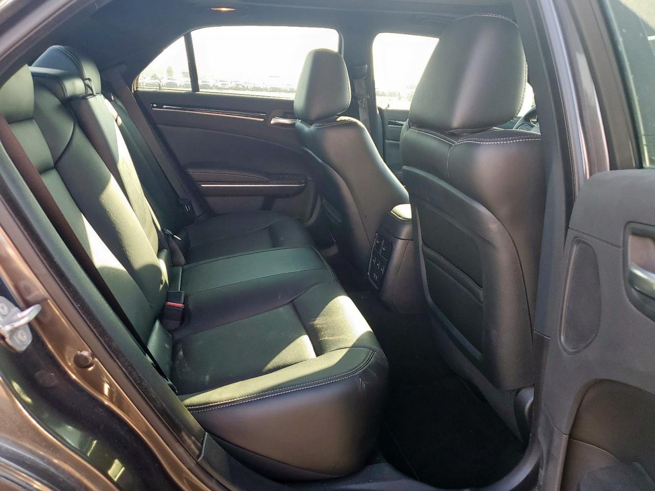 2021 CHRYSLER 300