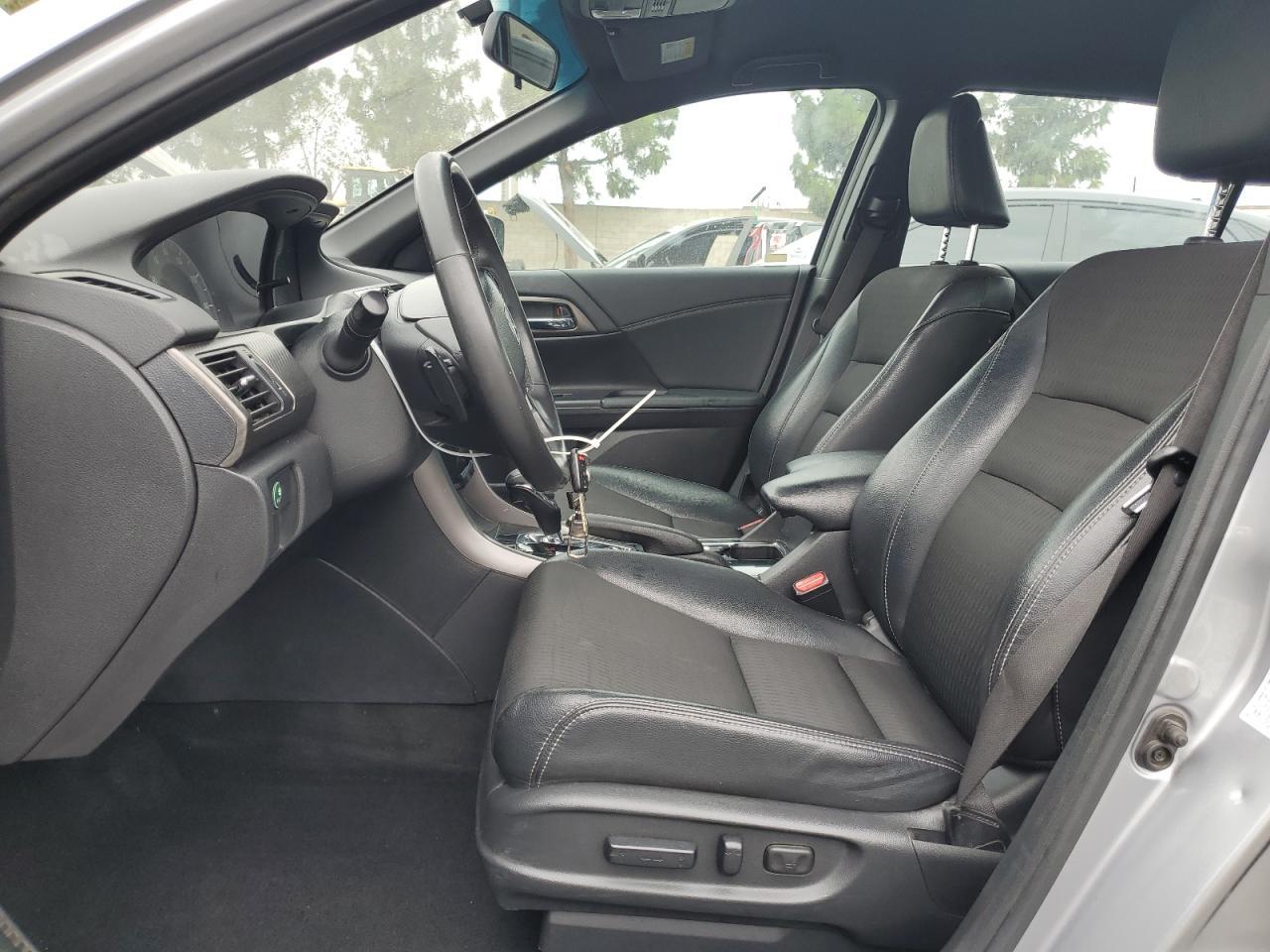 2017 HONDA ACCORD
