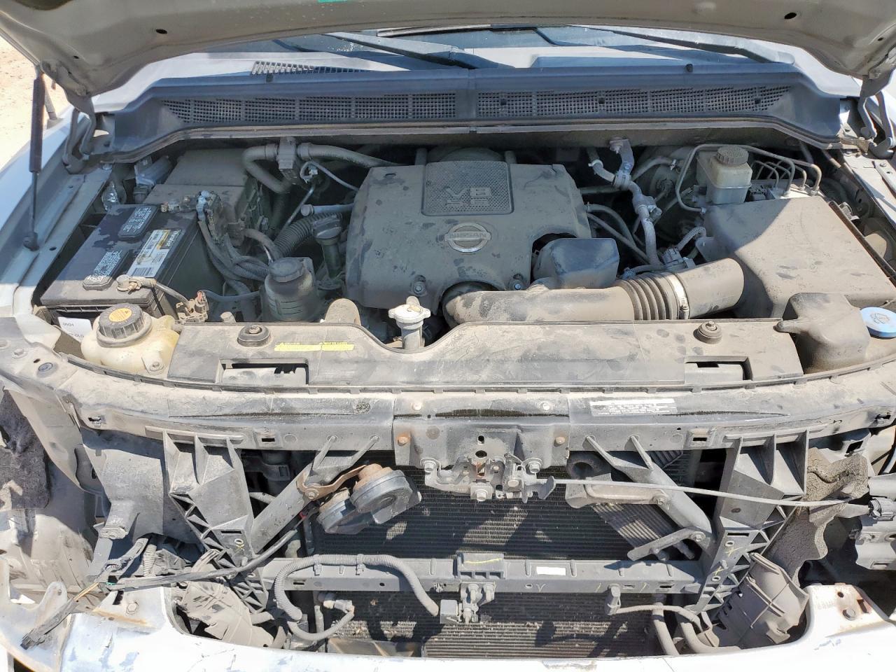 2015 NISSAN Titan