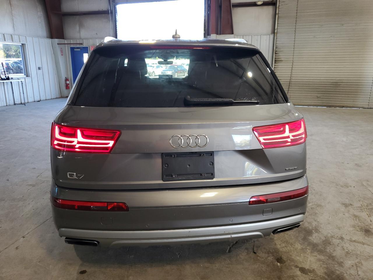 2018 AUDI Q7