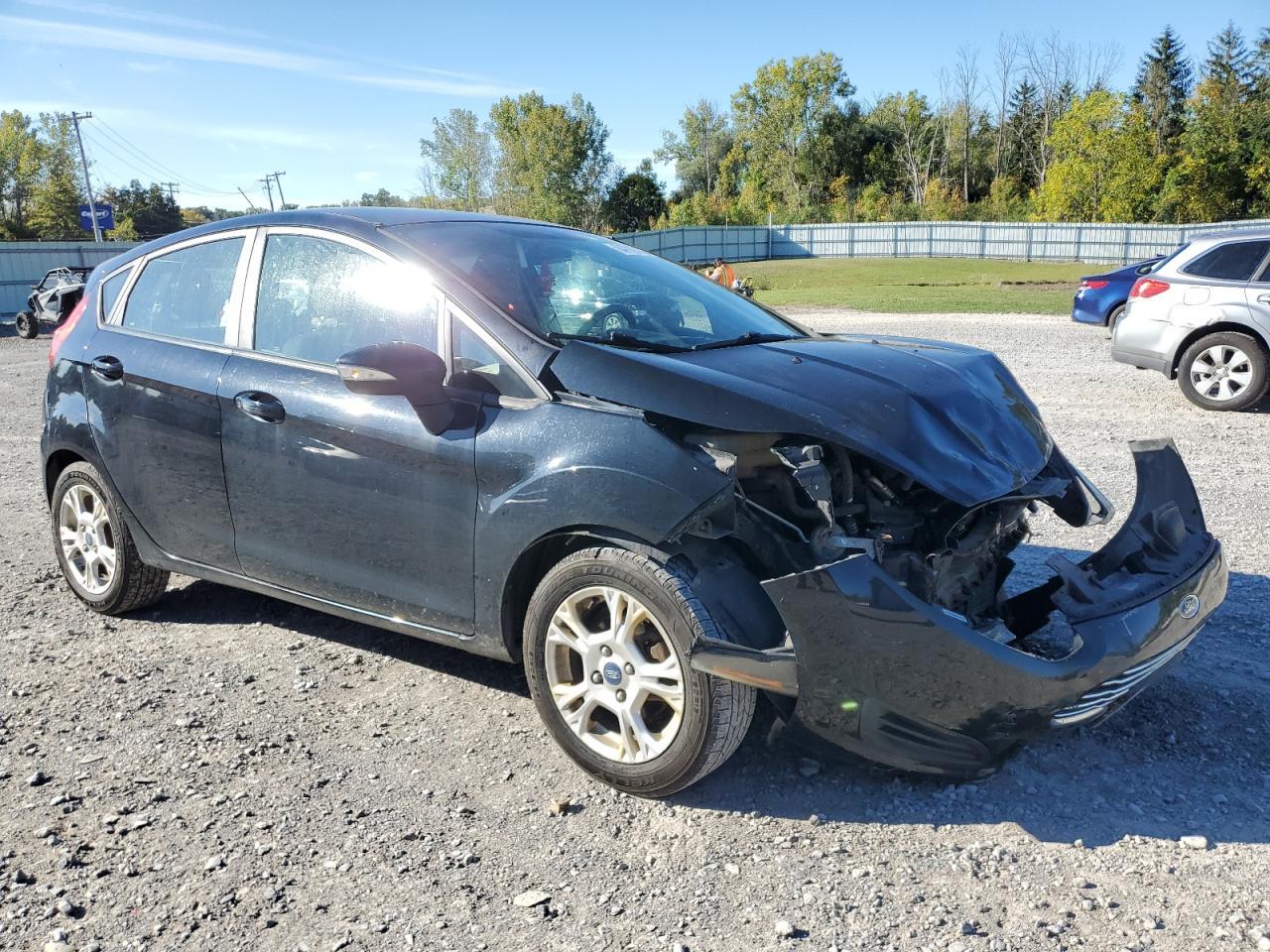 2016 FORD Fiesta