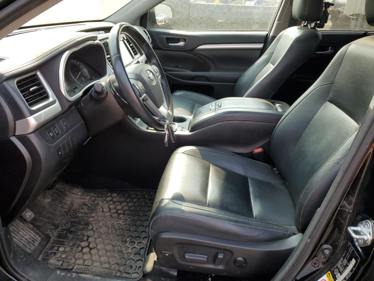 2017 TOYOTA HIGHLANDER