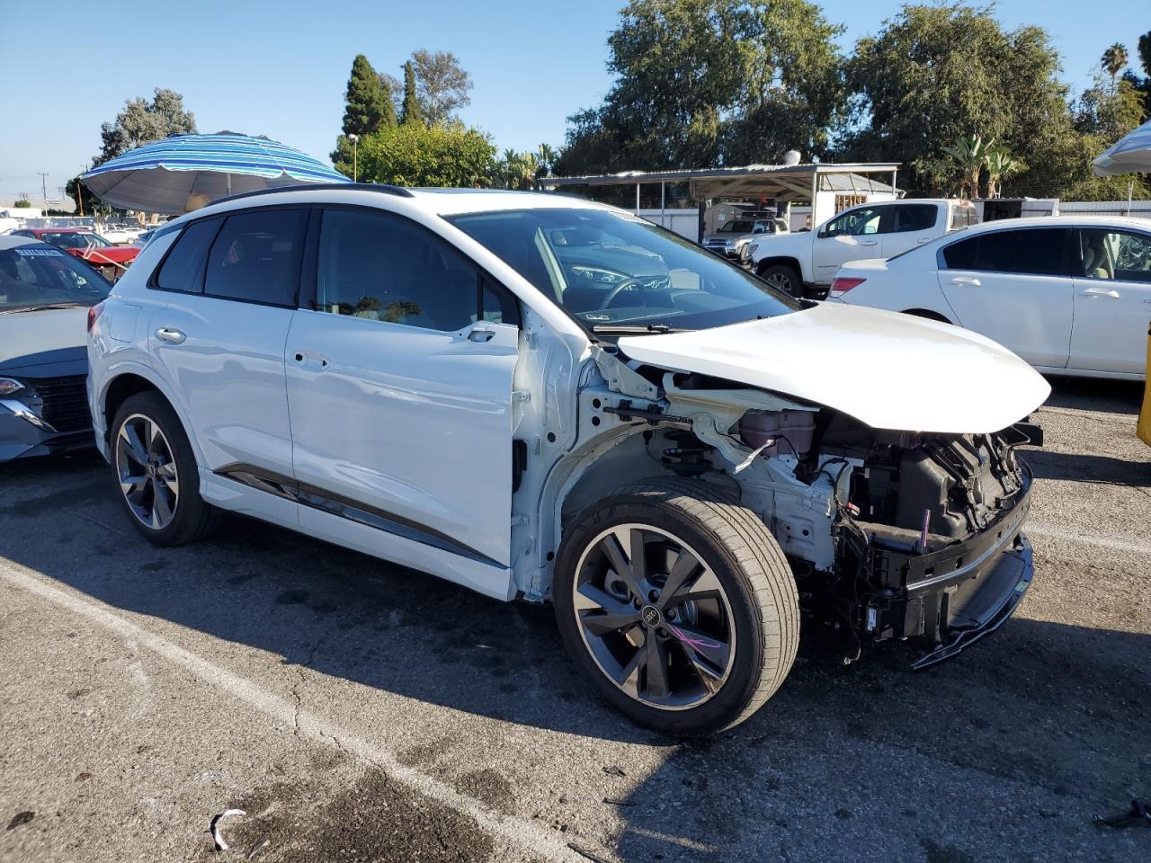 2024 AUDI Q4 e-tron