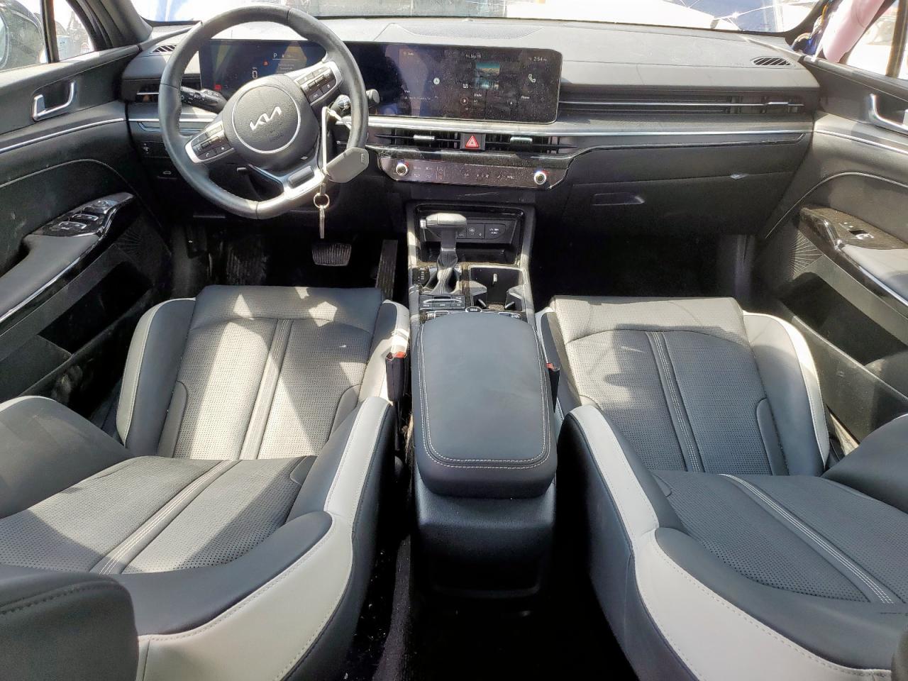 2025 KIA K5