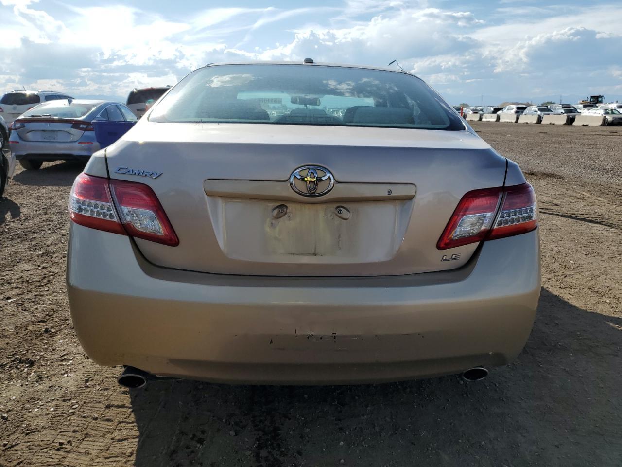 2010 TOYOTA CAMRY