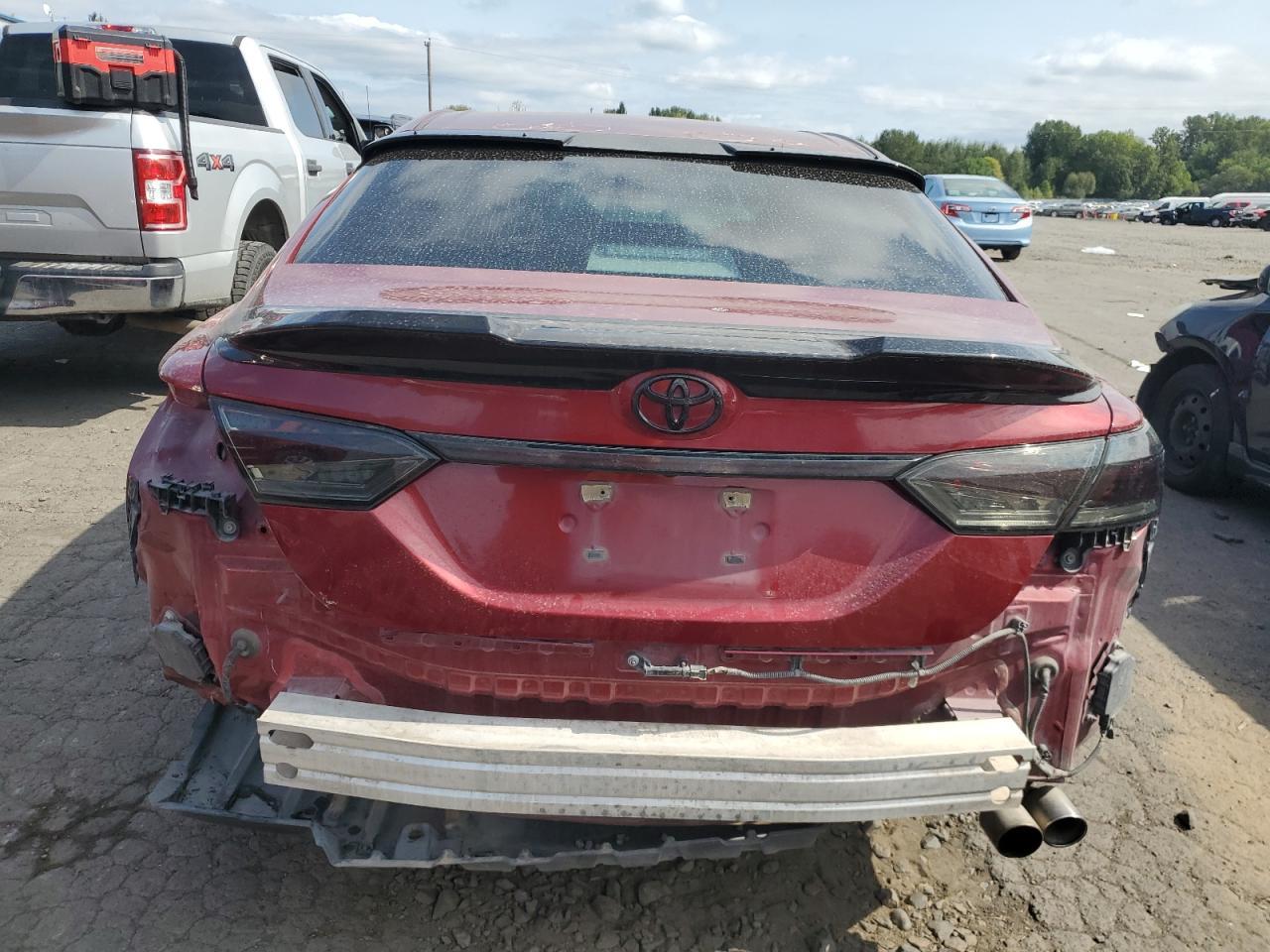 2018 TOYOTA CAMRY