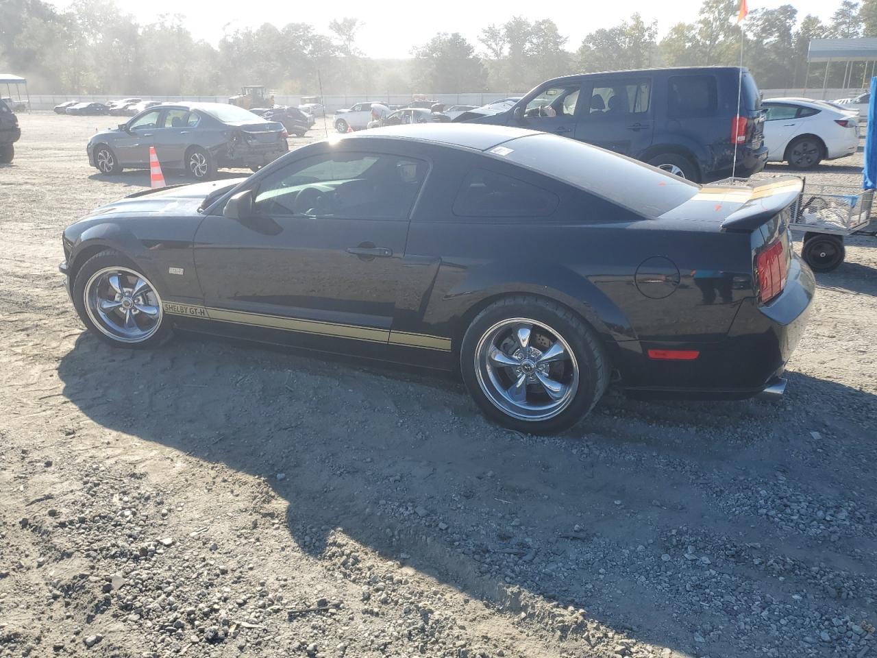 2006 FORD MUSTANG