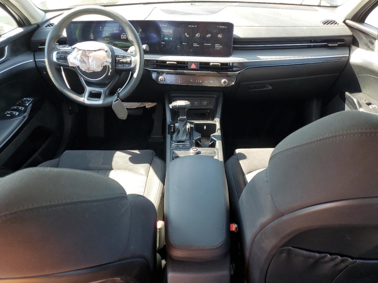 2025 KIA K5