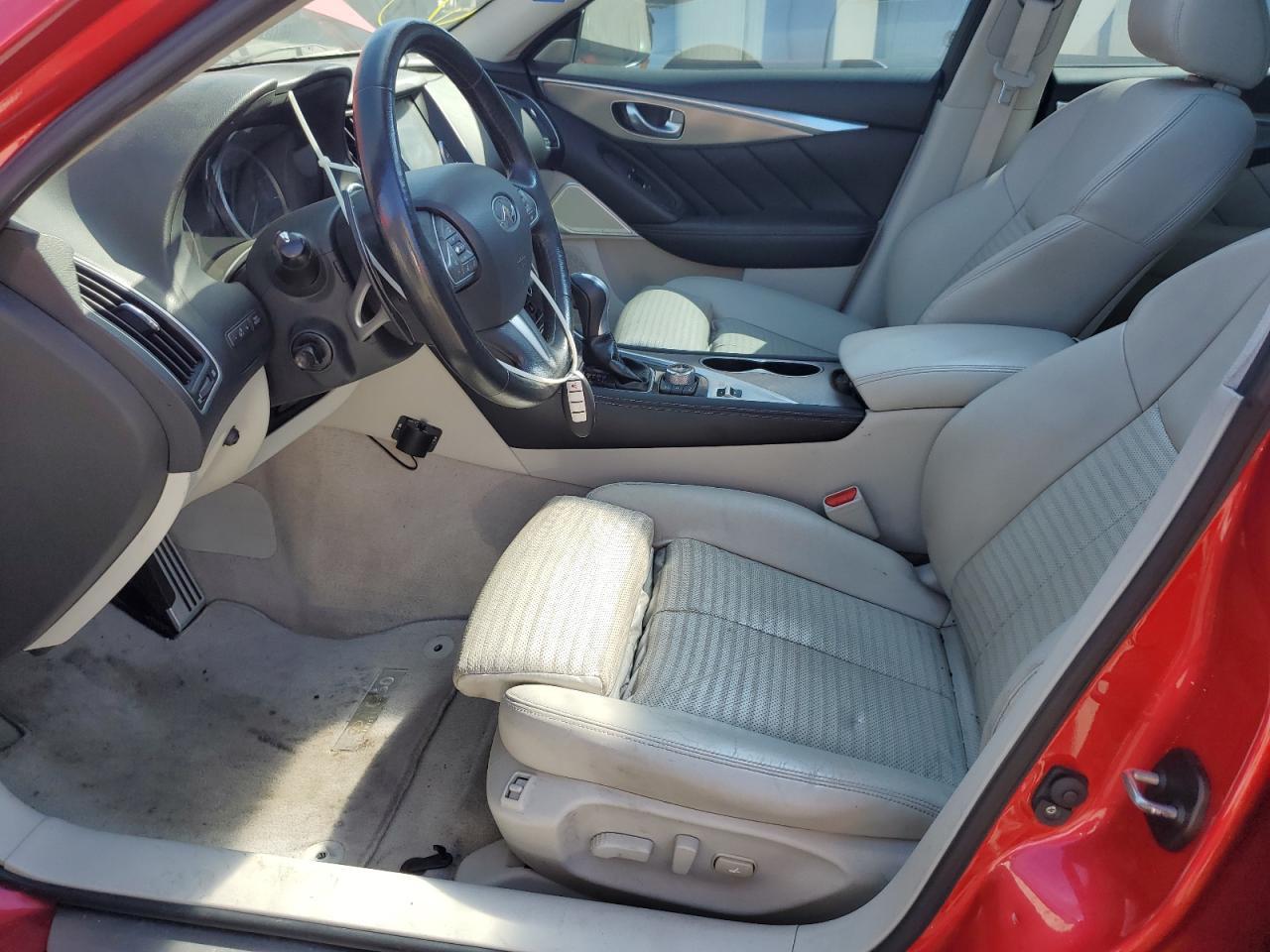 2017 INFINITI Q50