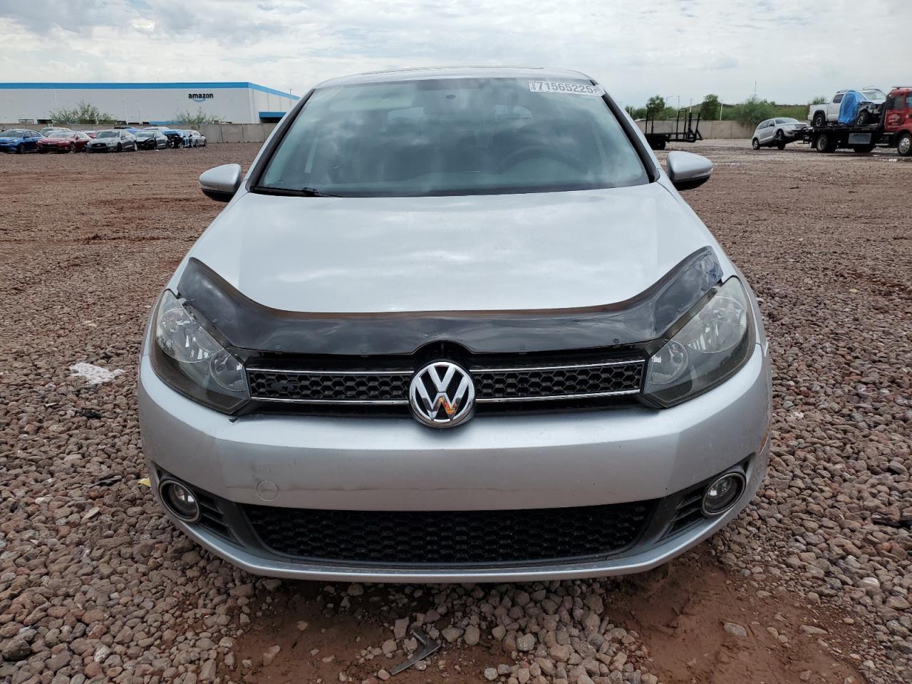 2011 VOLKSWAGEN GOLF