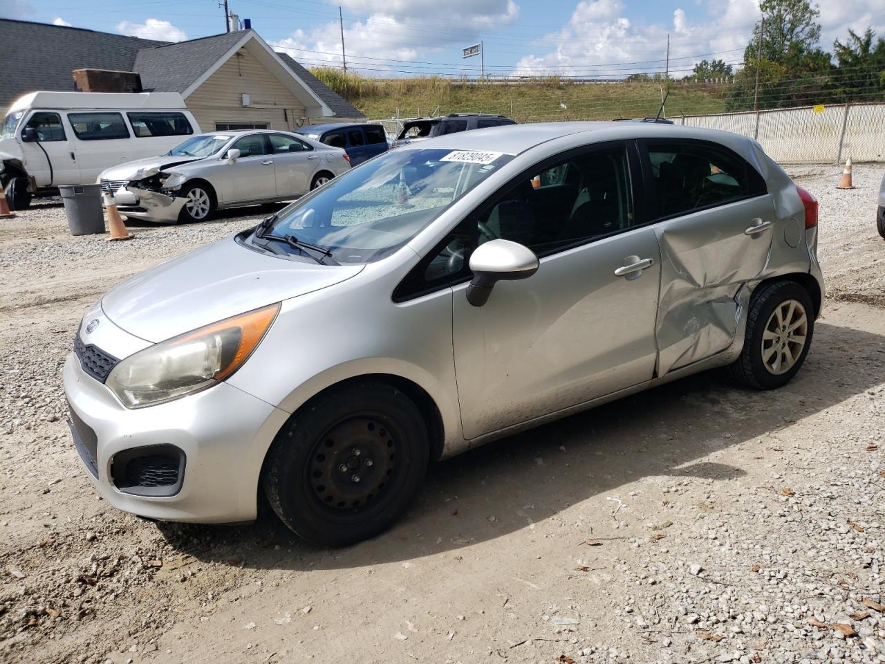 2013 KIA RIO