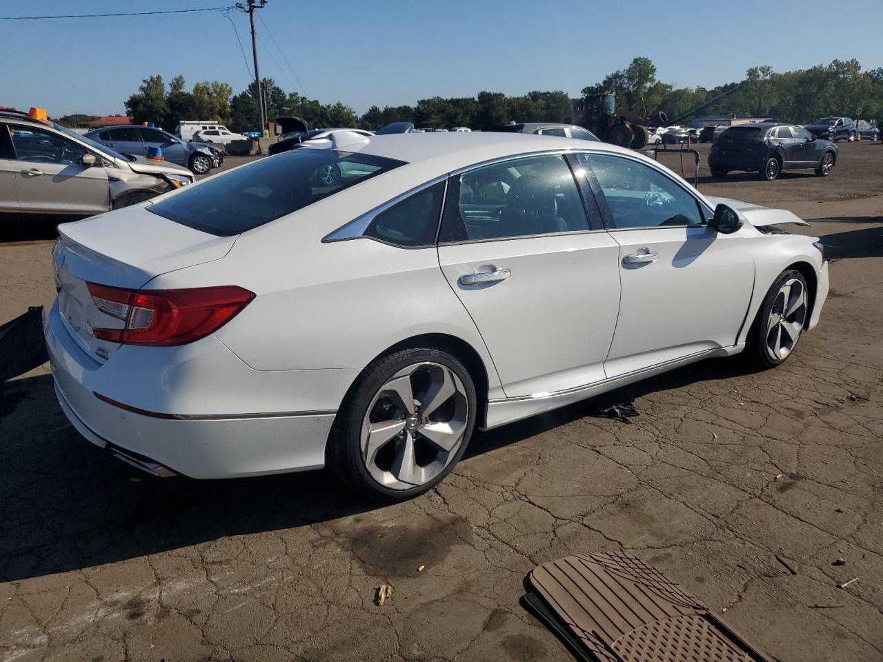 2019 HONDA ACCORD