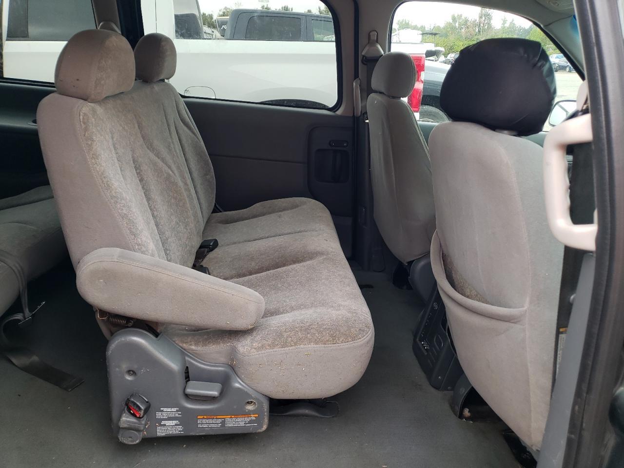 2000 NISSAN Quest