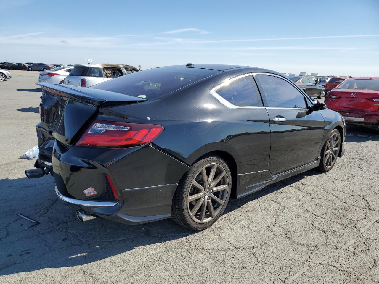 2017 HONDA ACCORD