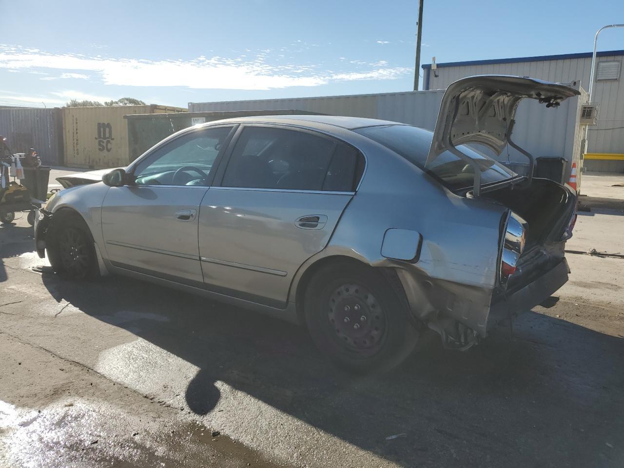 2004 NISSAN ALTIMA