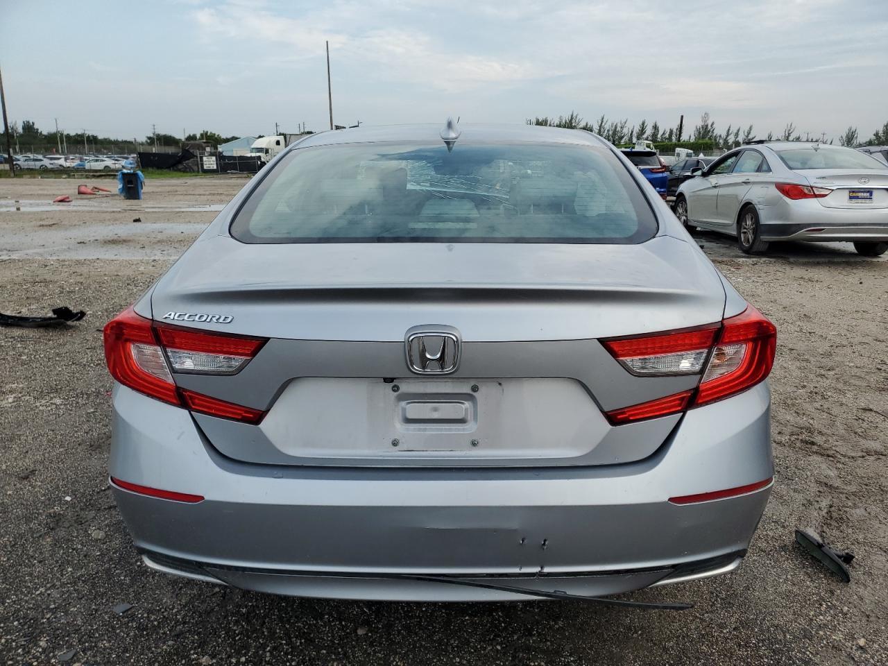 2018 HONDA ACCORD