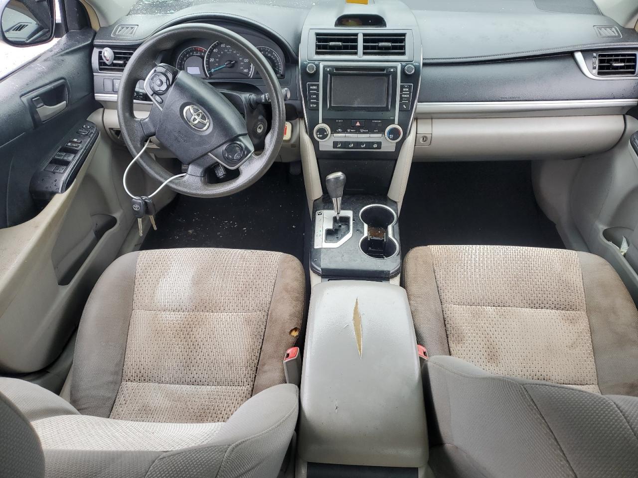 2014 TOYOTA CAMRY
