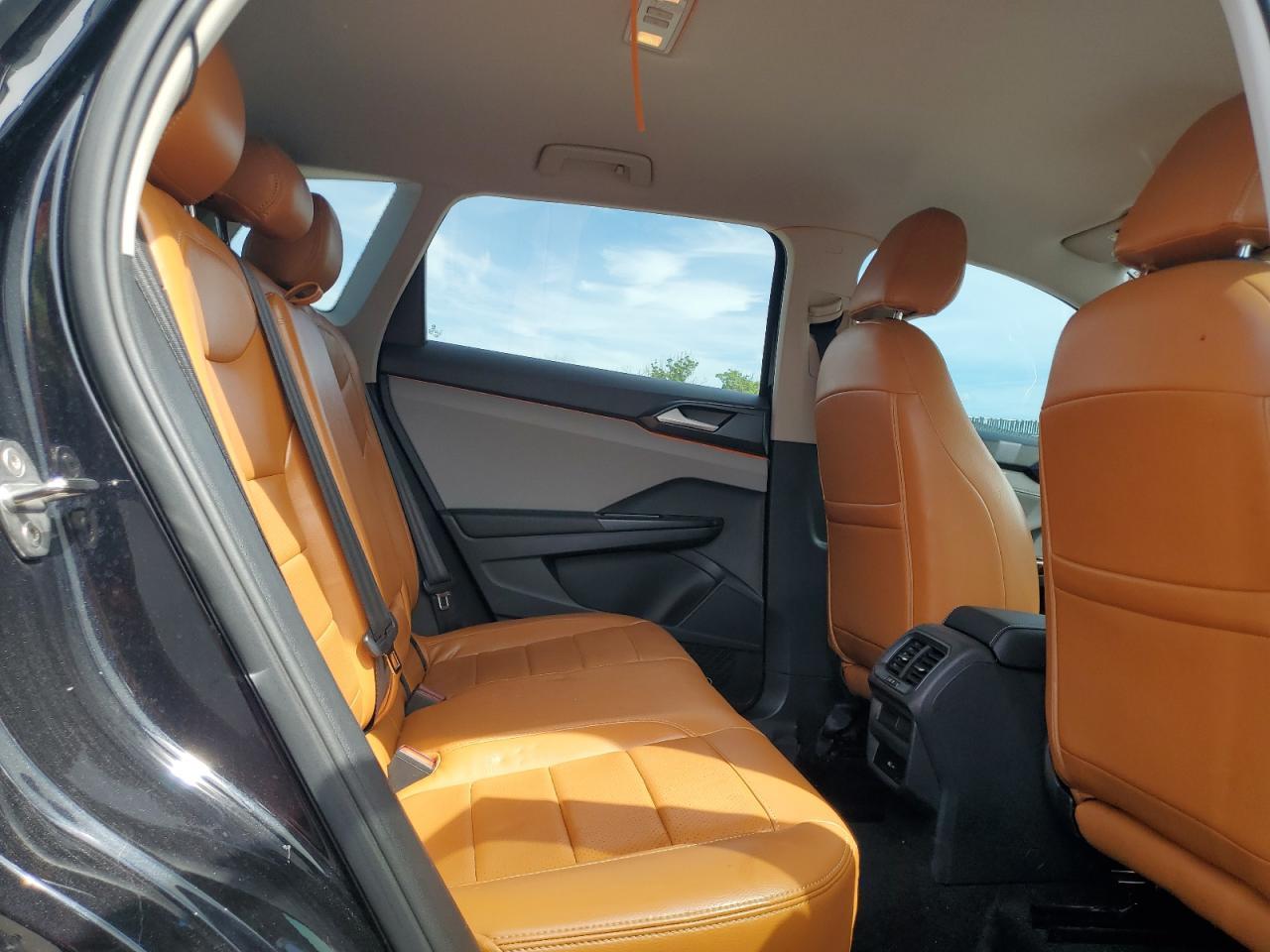 2023 VOLKSWAGEN Taos