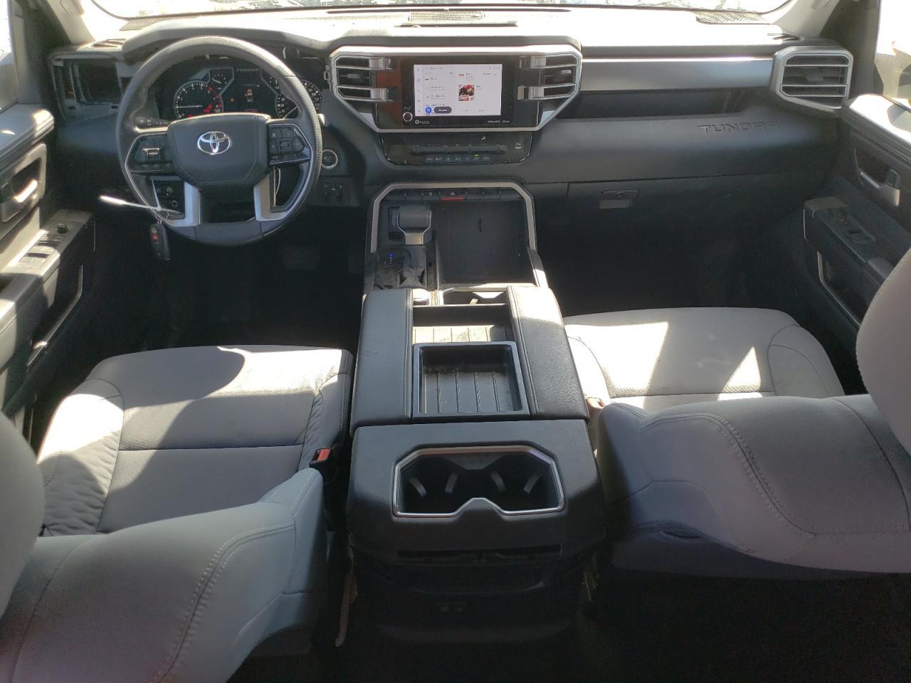 2024 TOYOTA TUNDRA