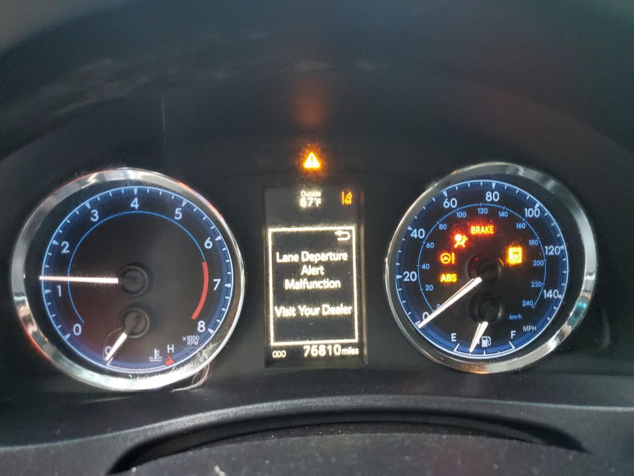 2018 TOYOTA COROLLA
