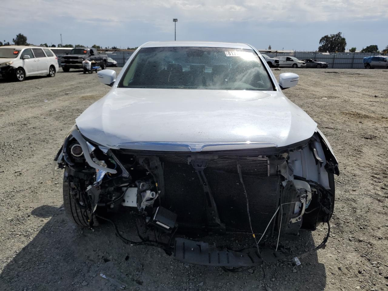 2014 HYUNDAI GENESIS