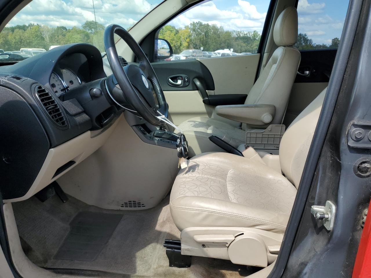 2004 SATURN Vue
