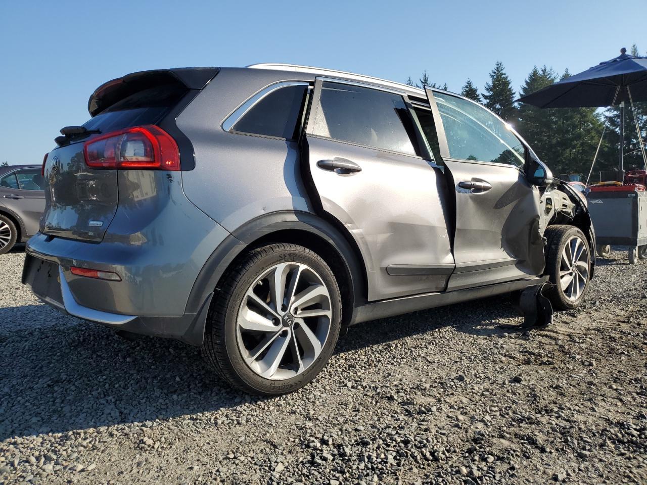 2017 KIA Niro