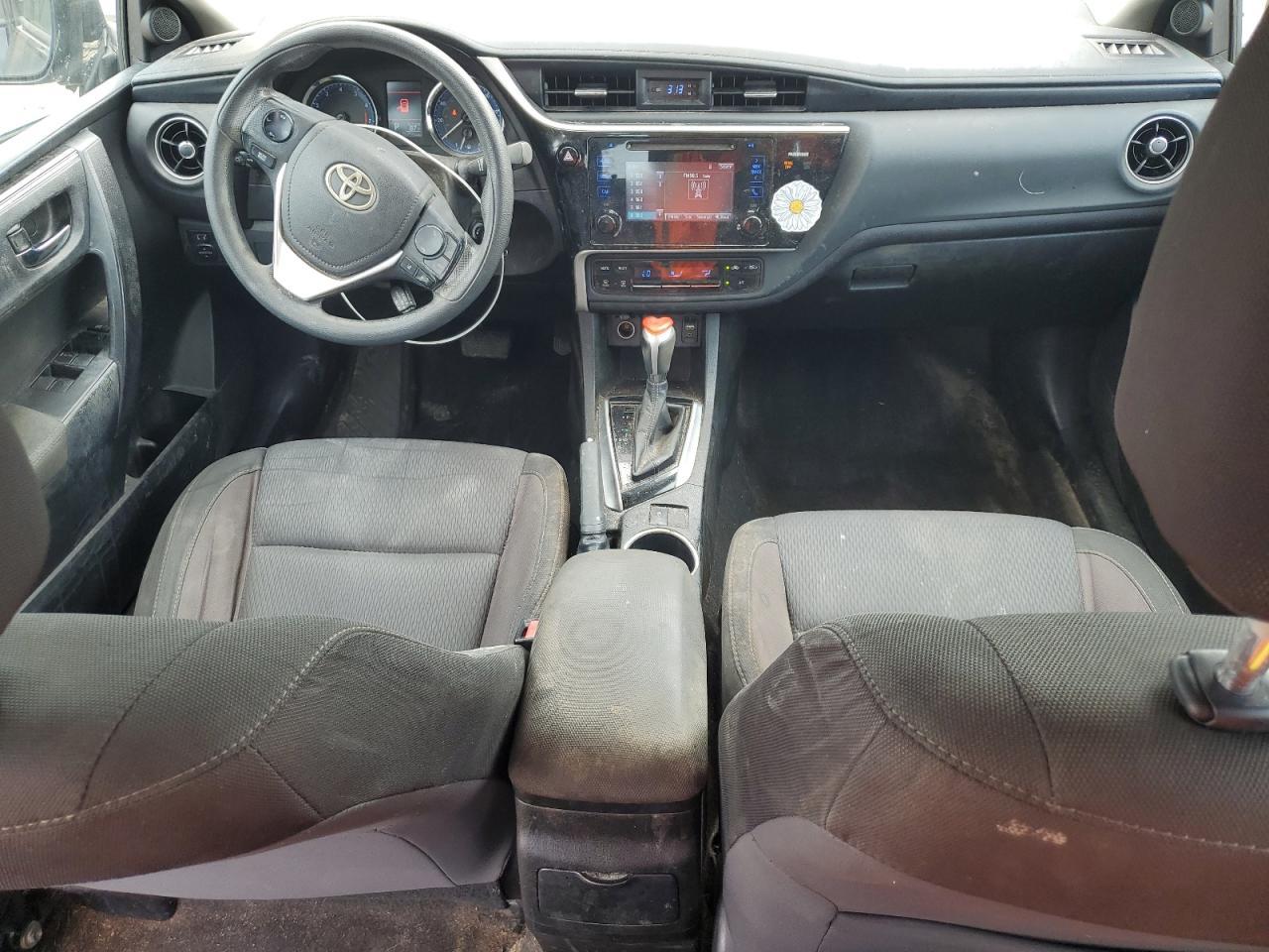 2017 TOYOTA COROLLA