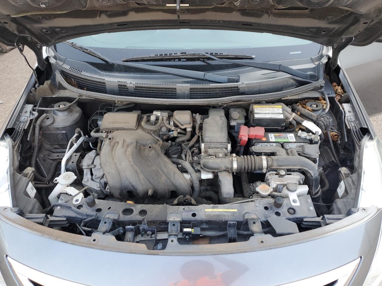 2017 NISSAN VERSA