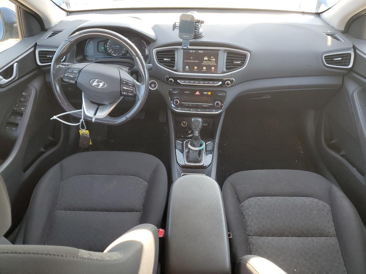 2017 HYUNDAI Ioniq