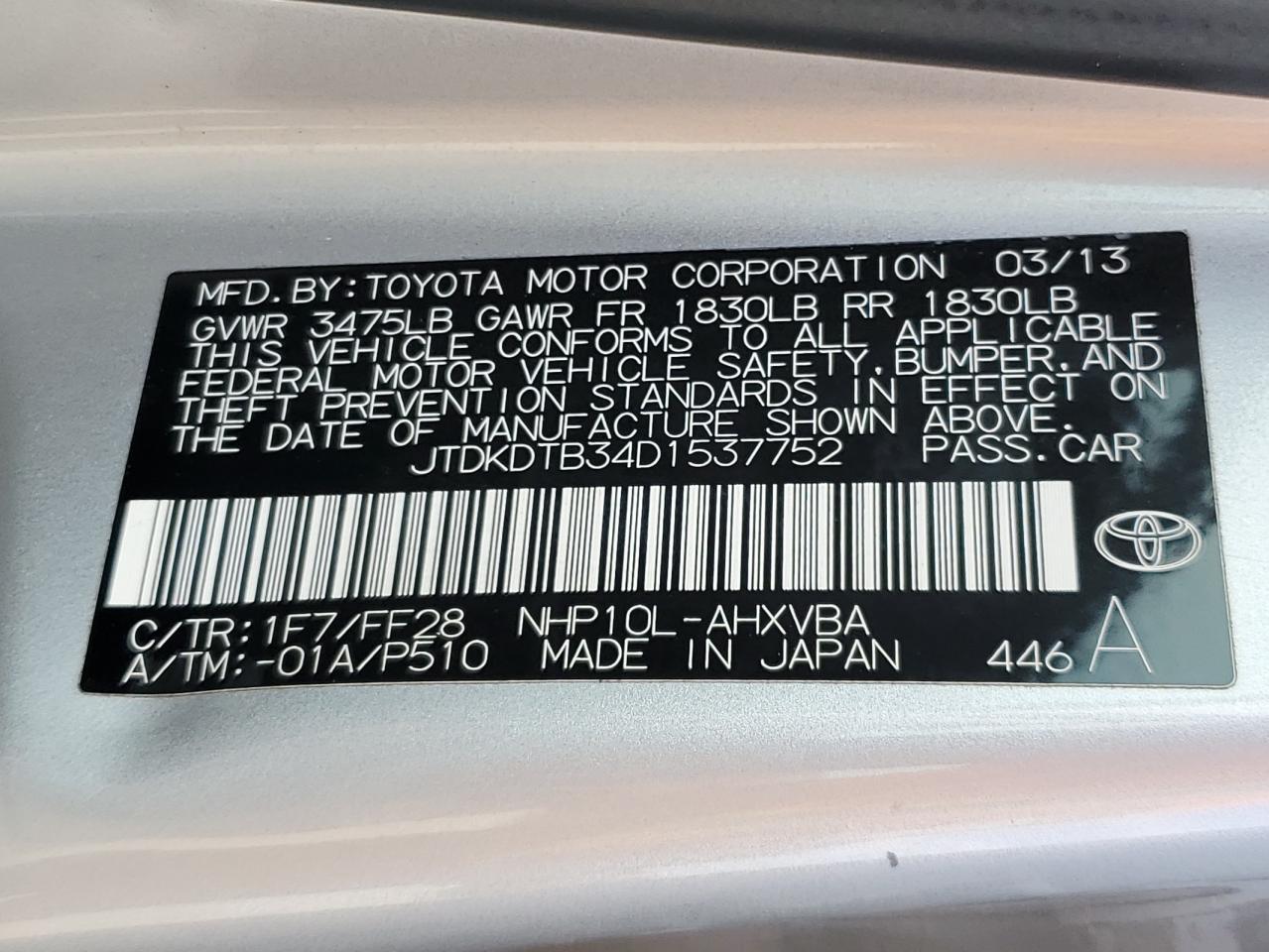 2013 TOYOTA Prius c
