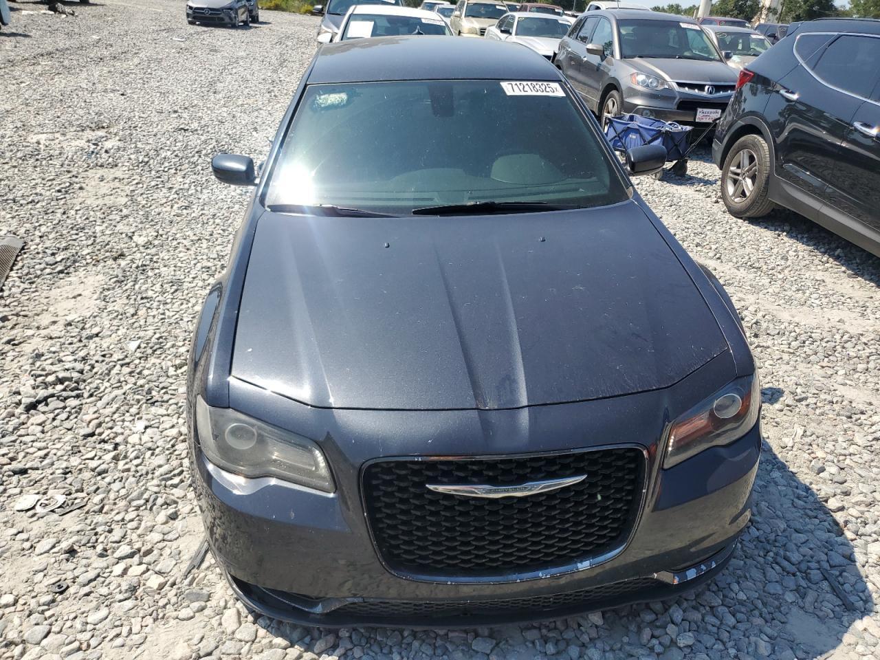 2019 CHRYSLER 300