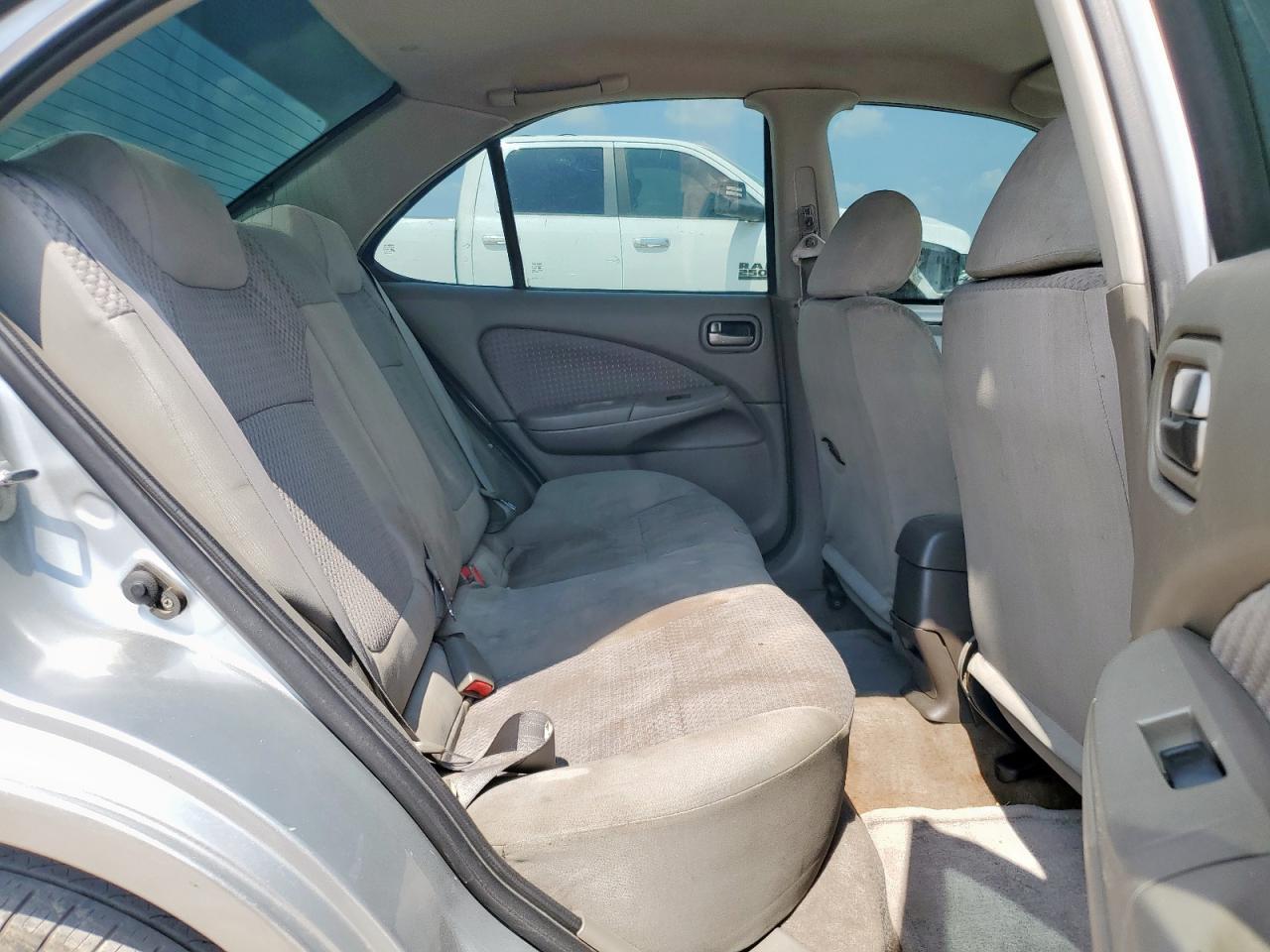 2004 NISSAN SENTRA