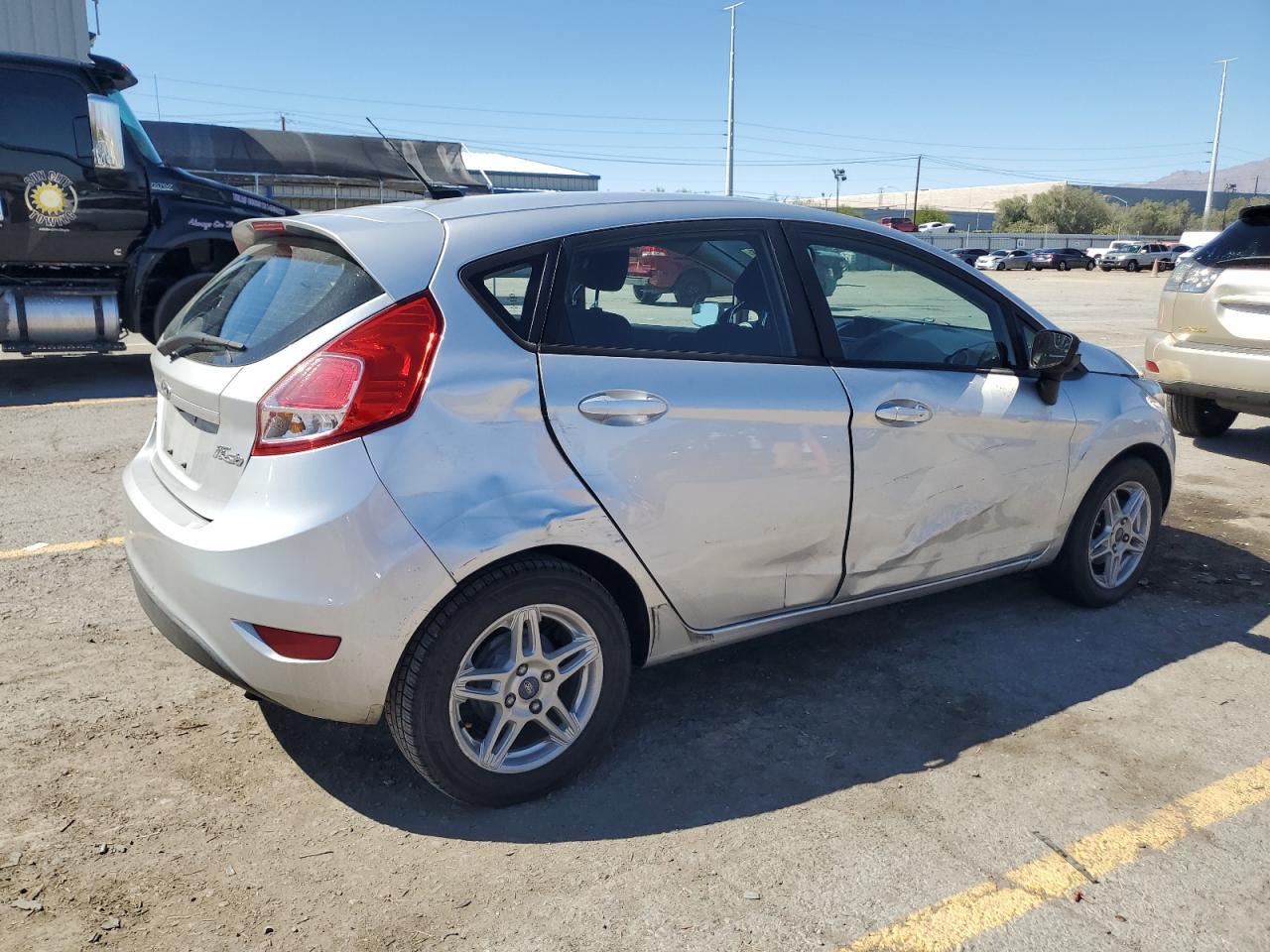 2018 FORD Fiesta