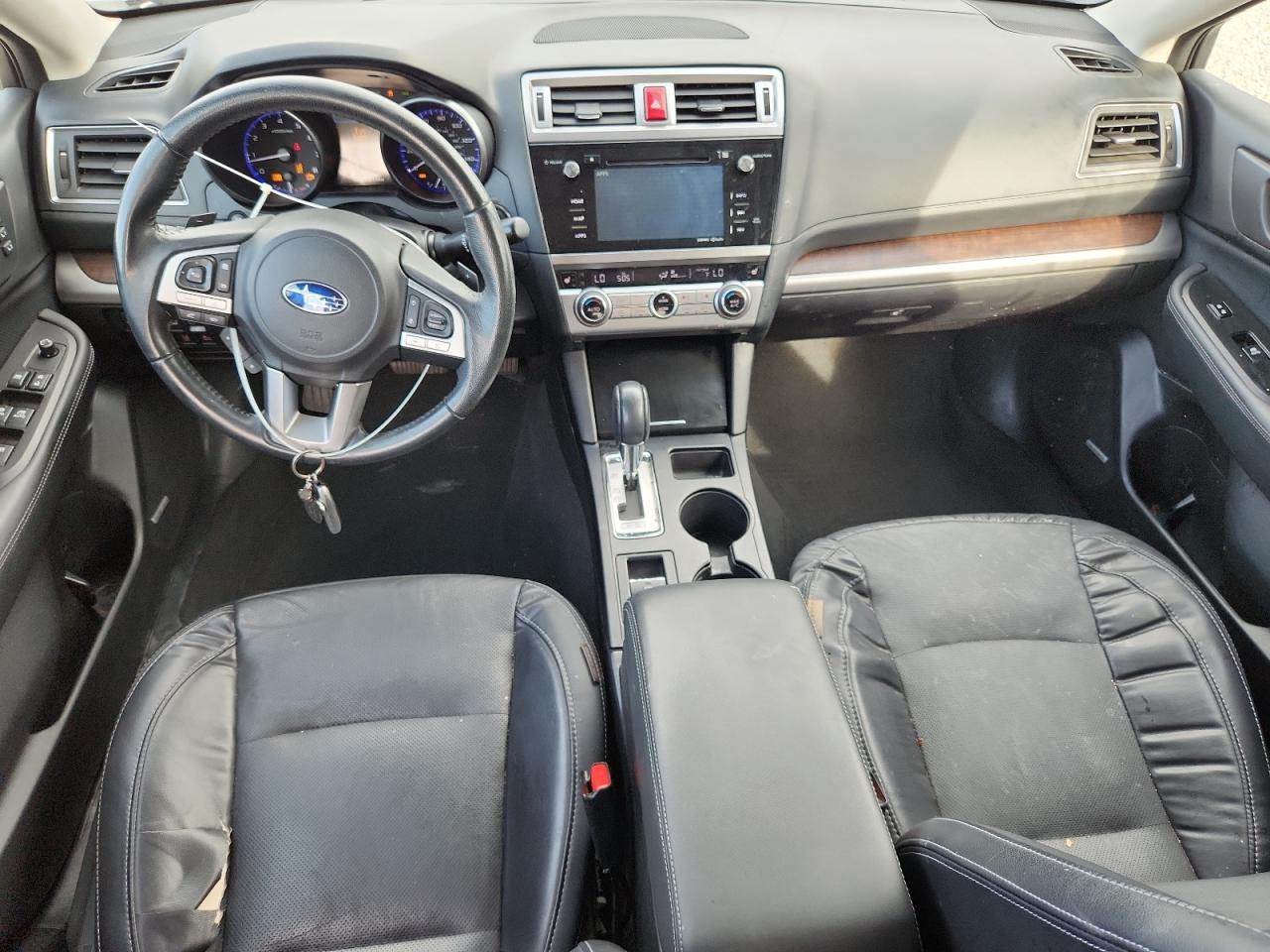 2017 SUBARU Outback