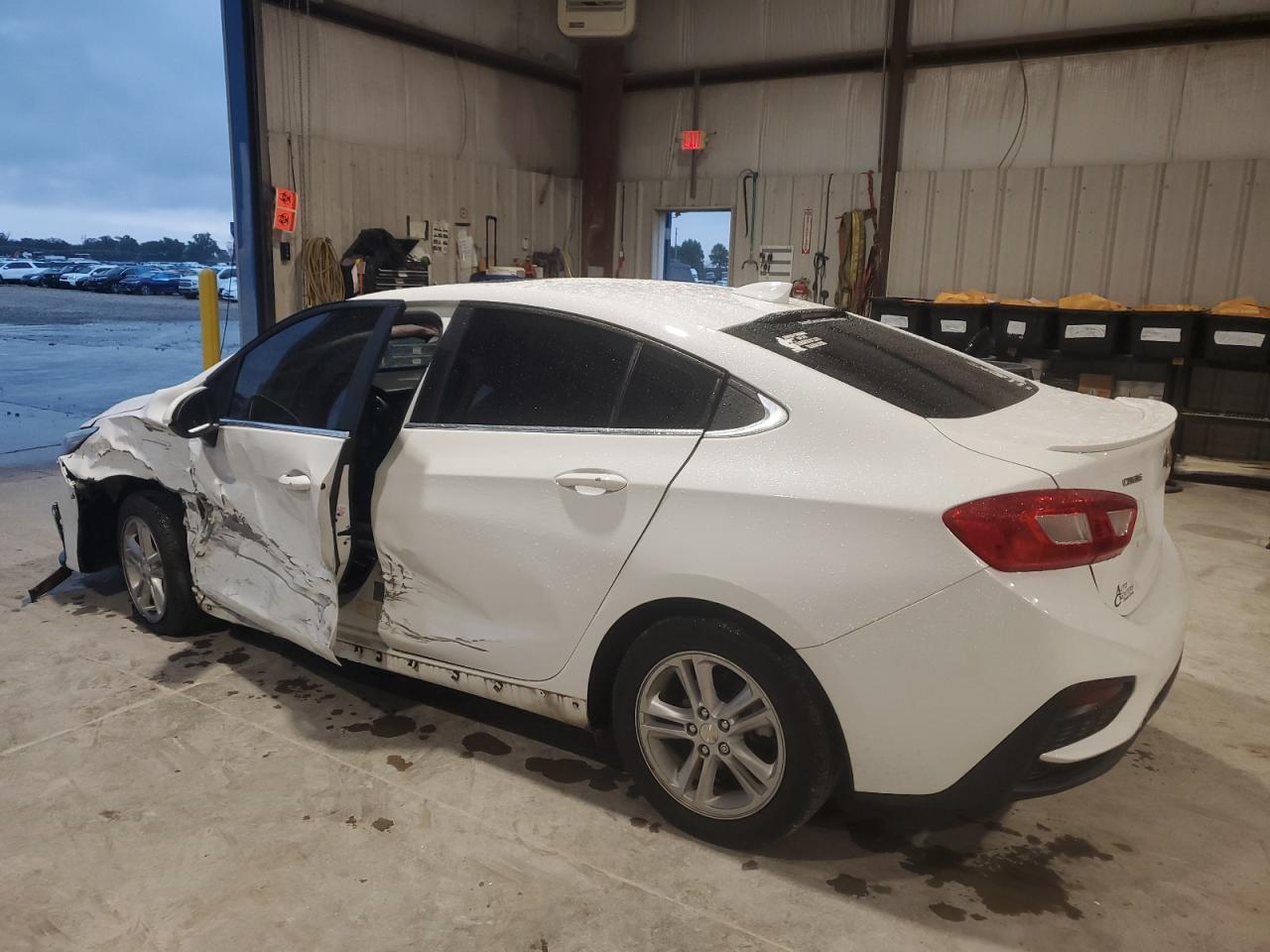 2016 CHEVROLET CRUZE