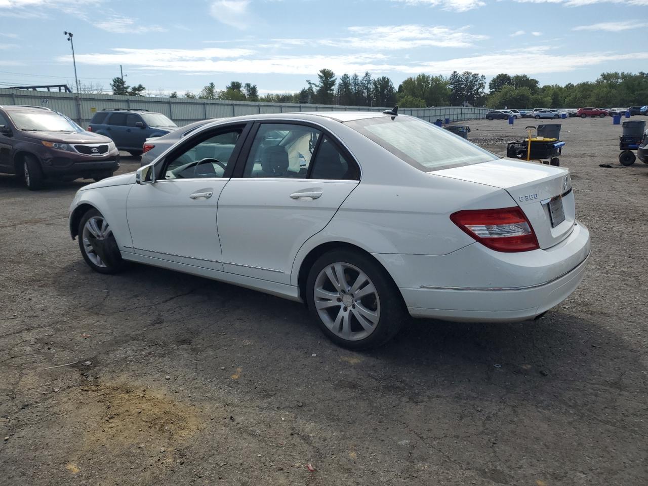 2011 MERCEDES-BENZ C-CLASS
