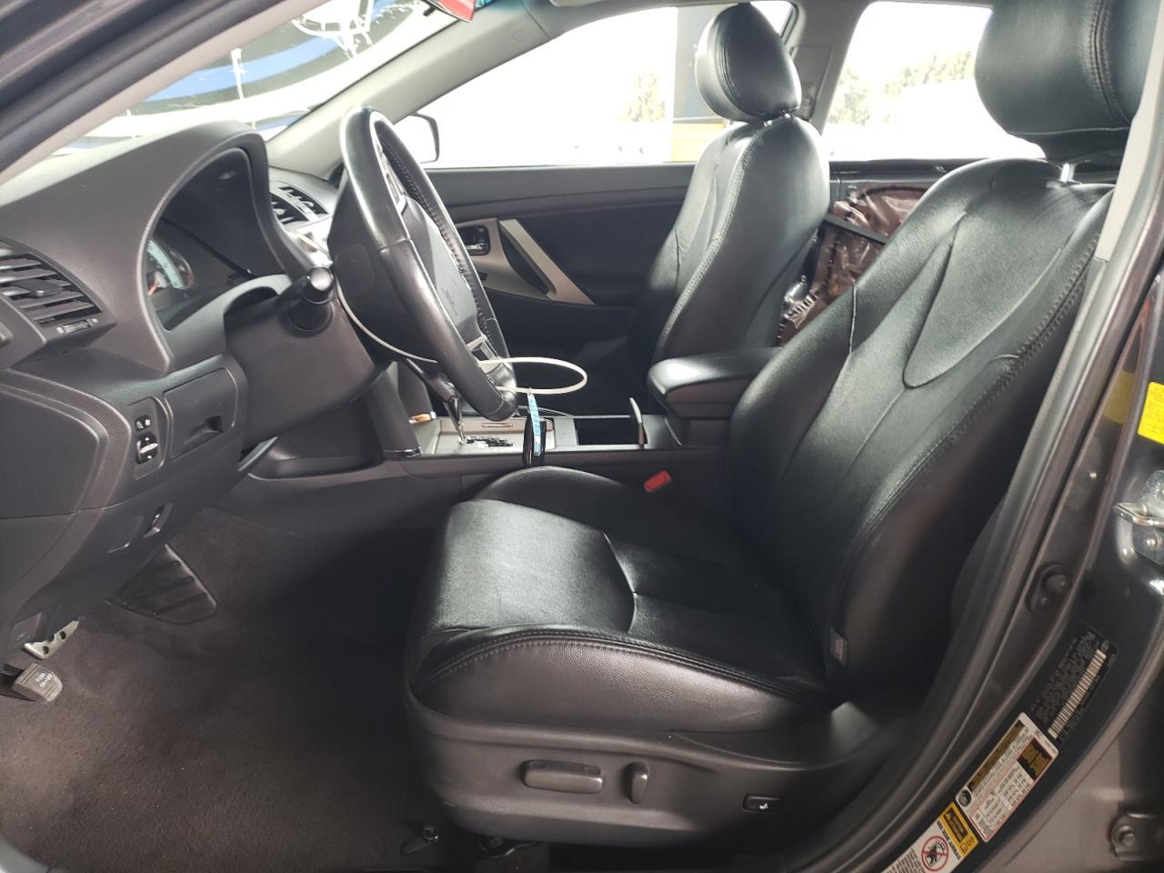 2011 TOYOTA CAMRY