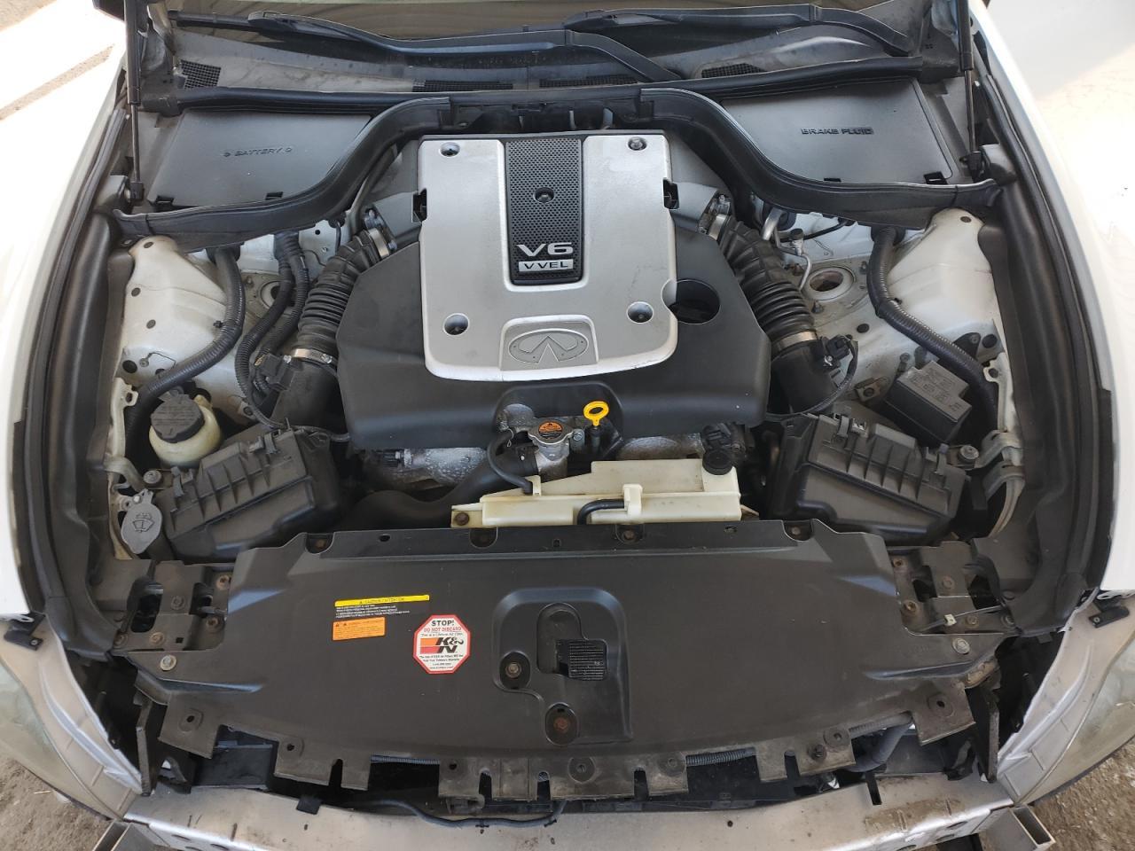 2011 INFINITI G37