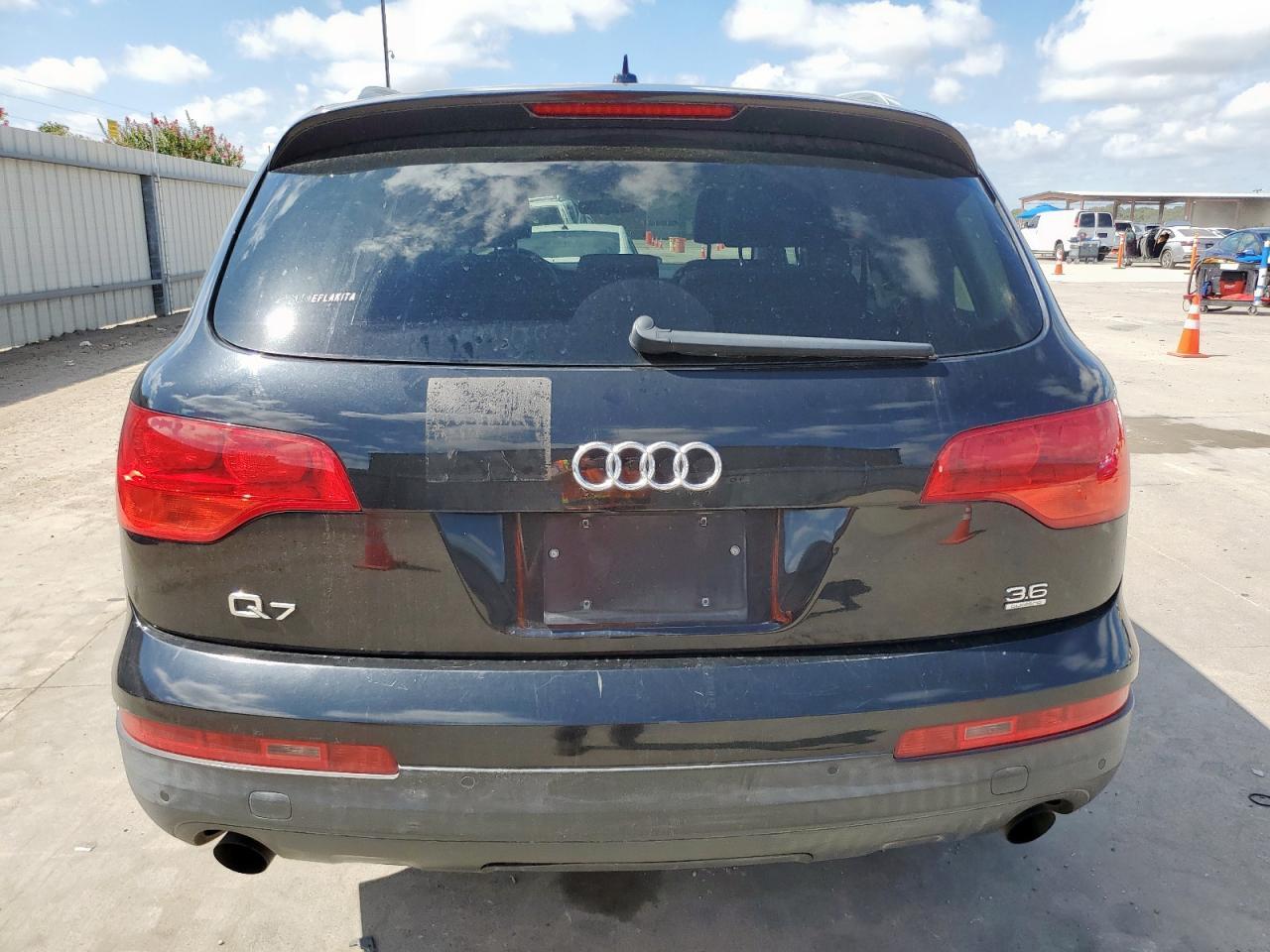 2009 AUDI Q7