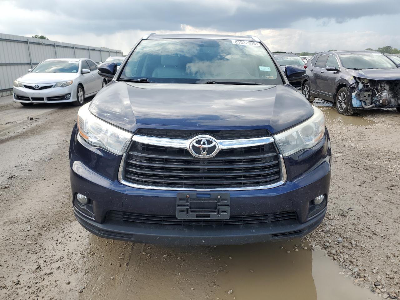 2016 TOYOTA HIGHLANDER