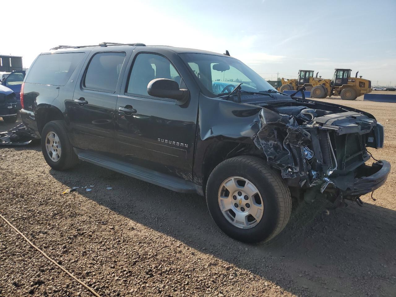 2013 CHEVROLET Suburban