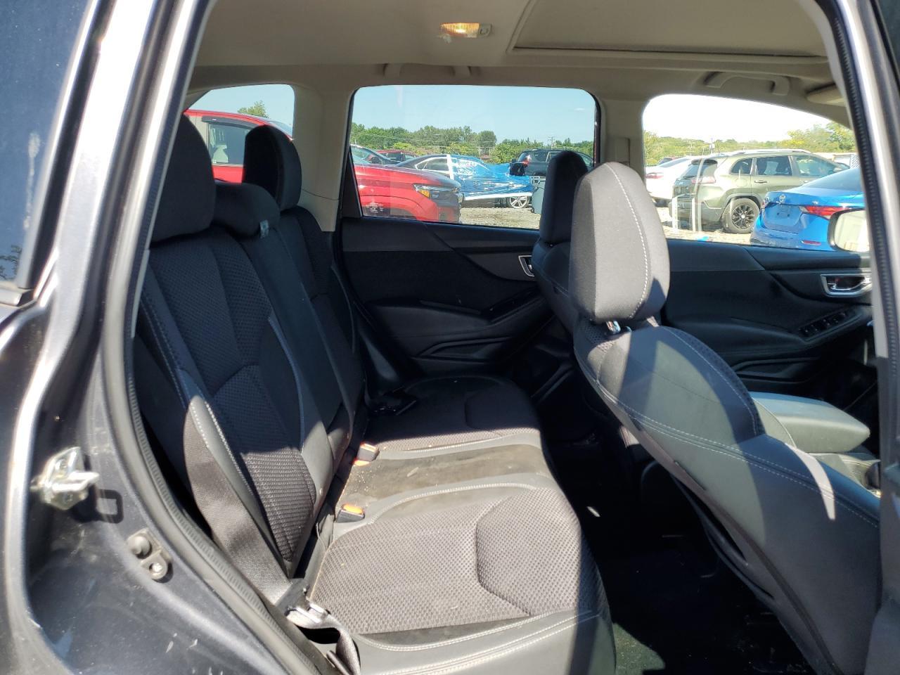 2021 SUBARU FORESTER