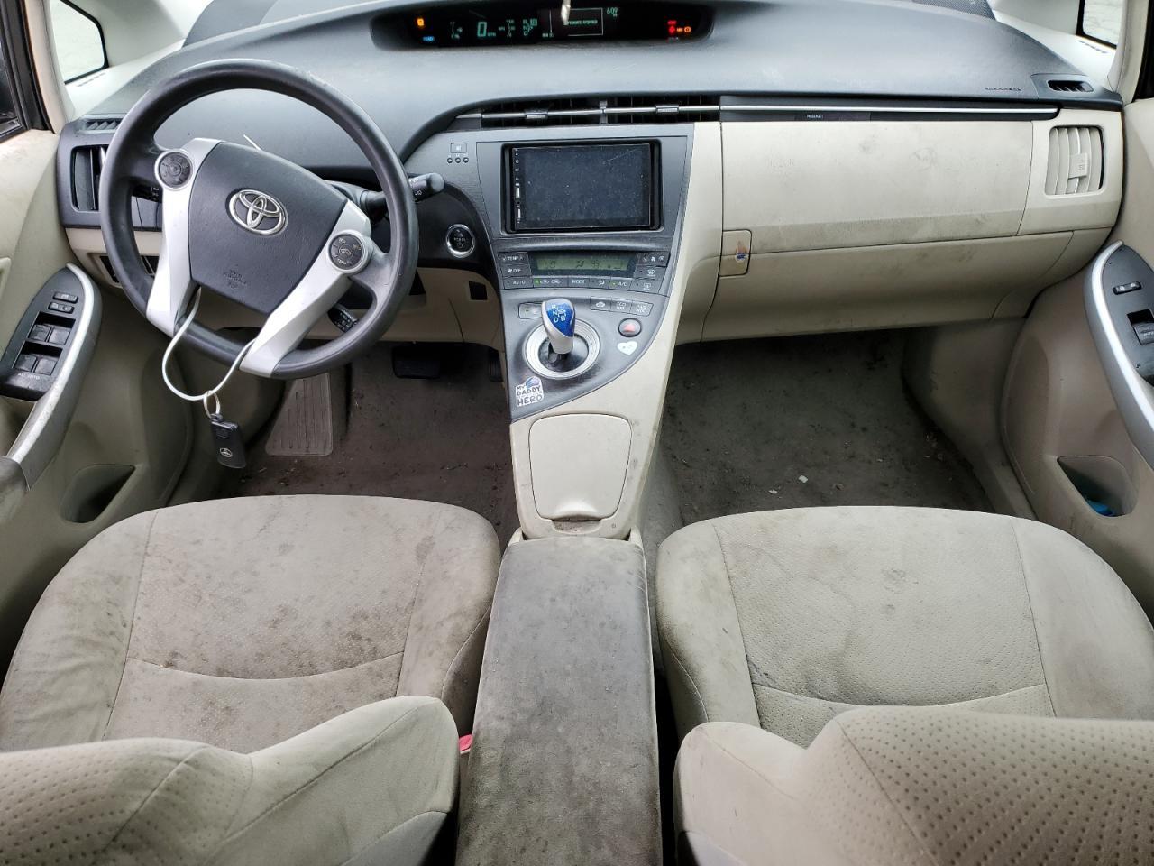 2010 TOYOTA PRIUS