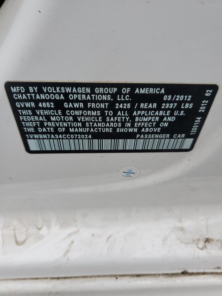 2012 VOLKSWAGEN Passat