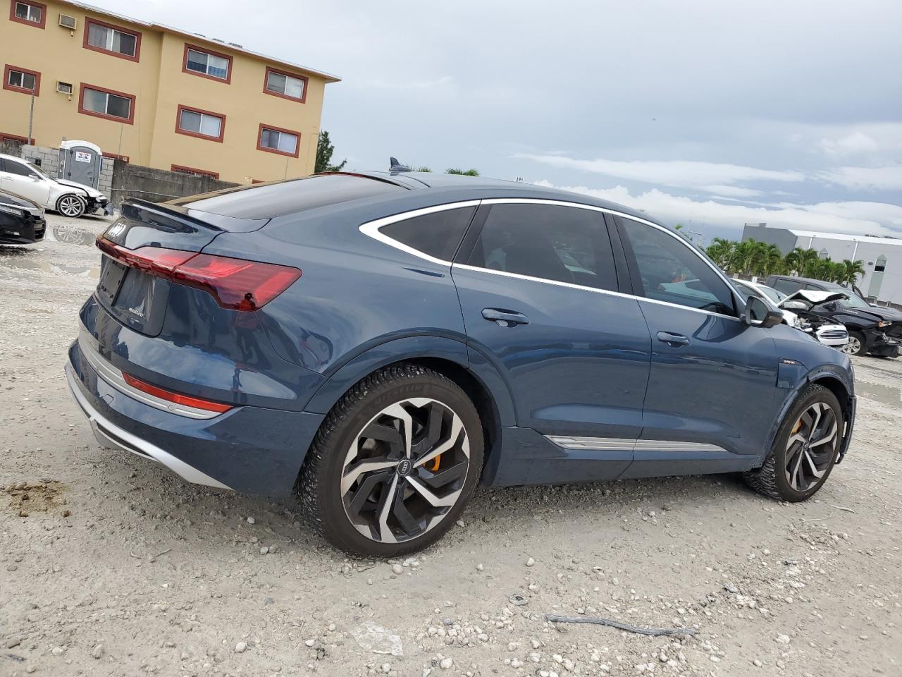2020 AUDI E-TRON