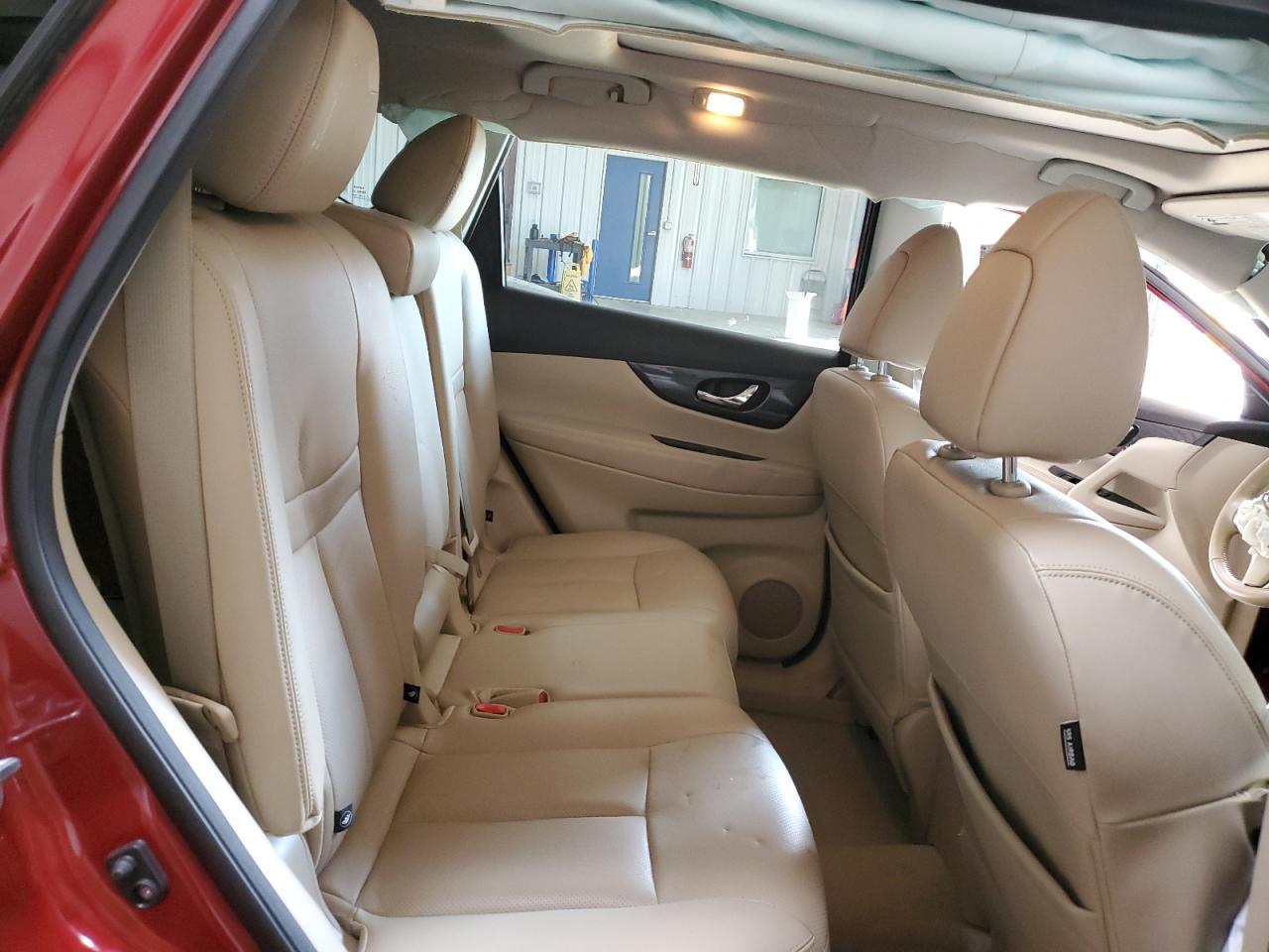 2015 NISSAN ROGUE