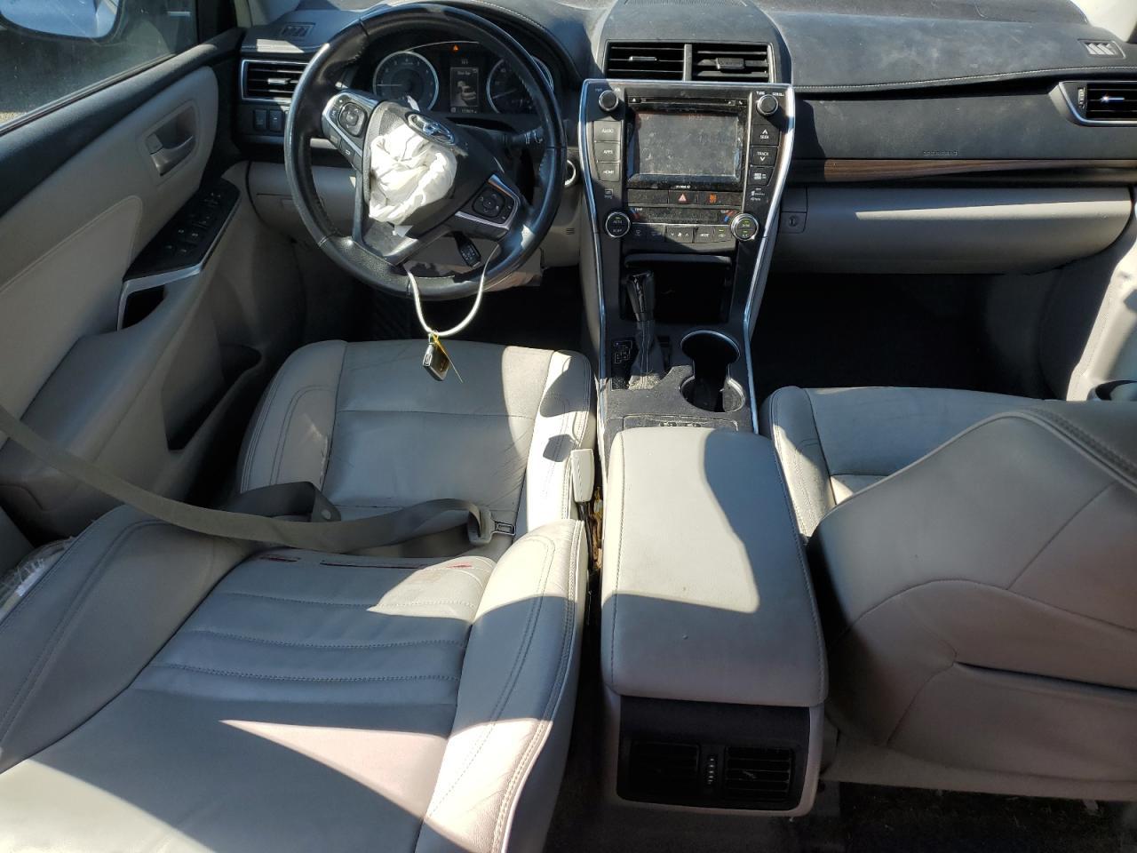 2017 TOYOTA CAMRY