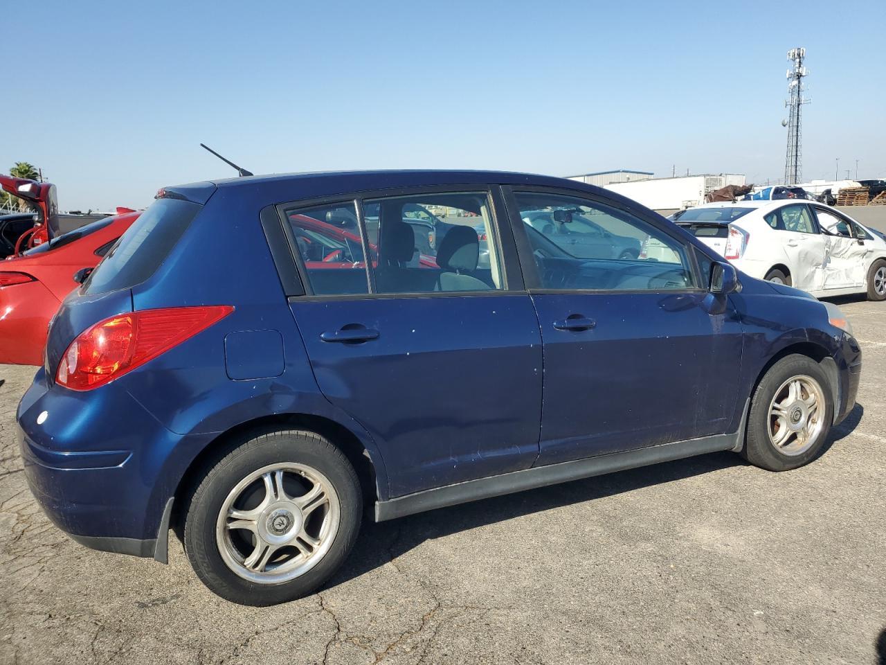 2012 NISSAN VERSA