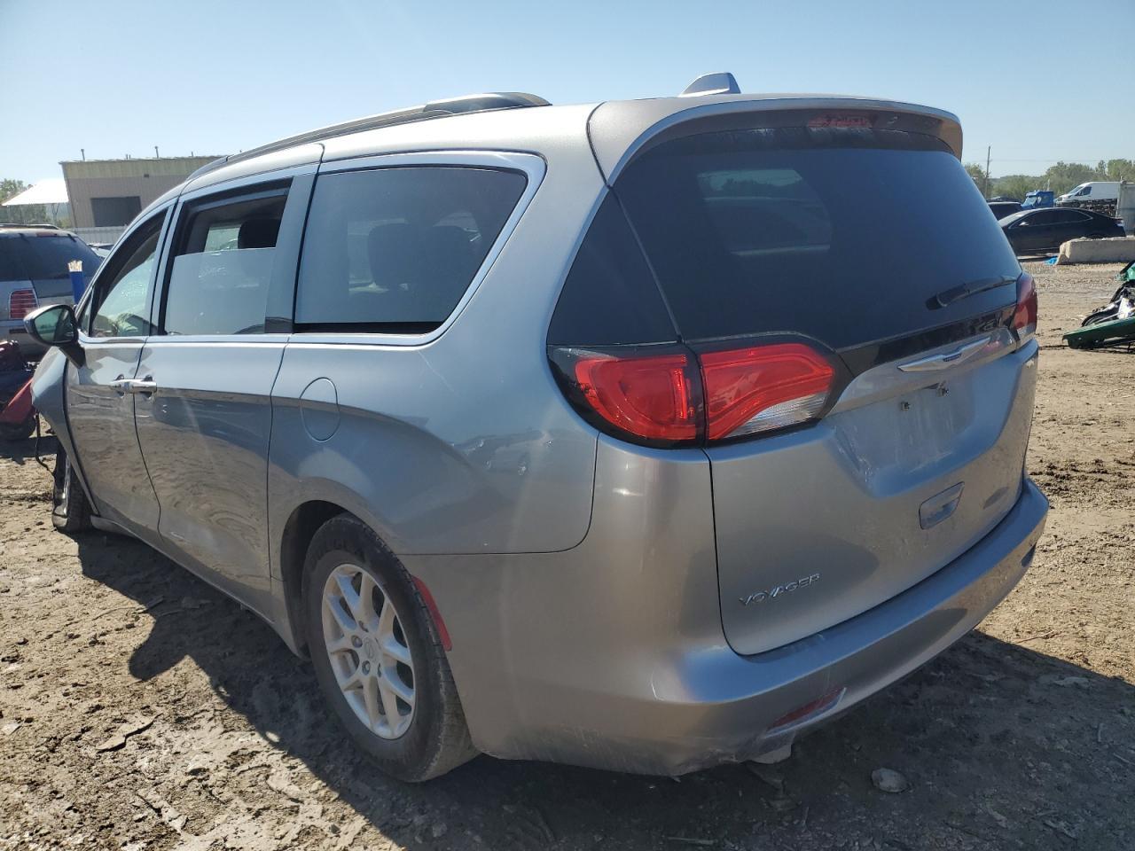 2020 CHRYSLER Voyager